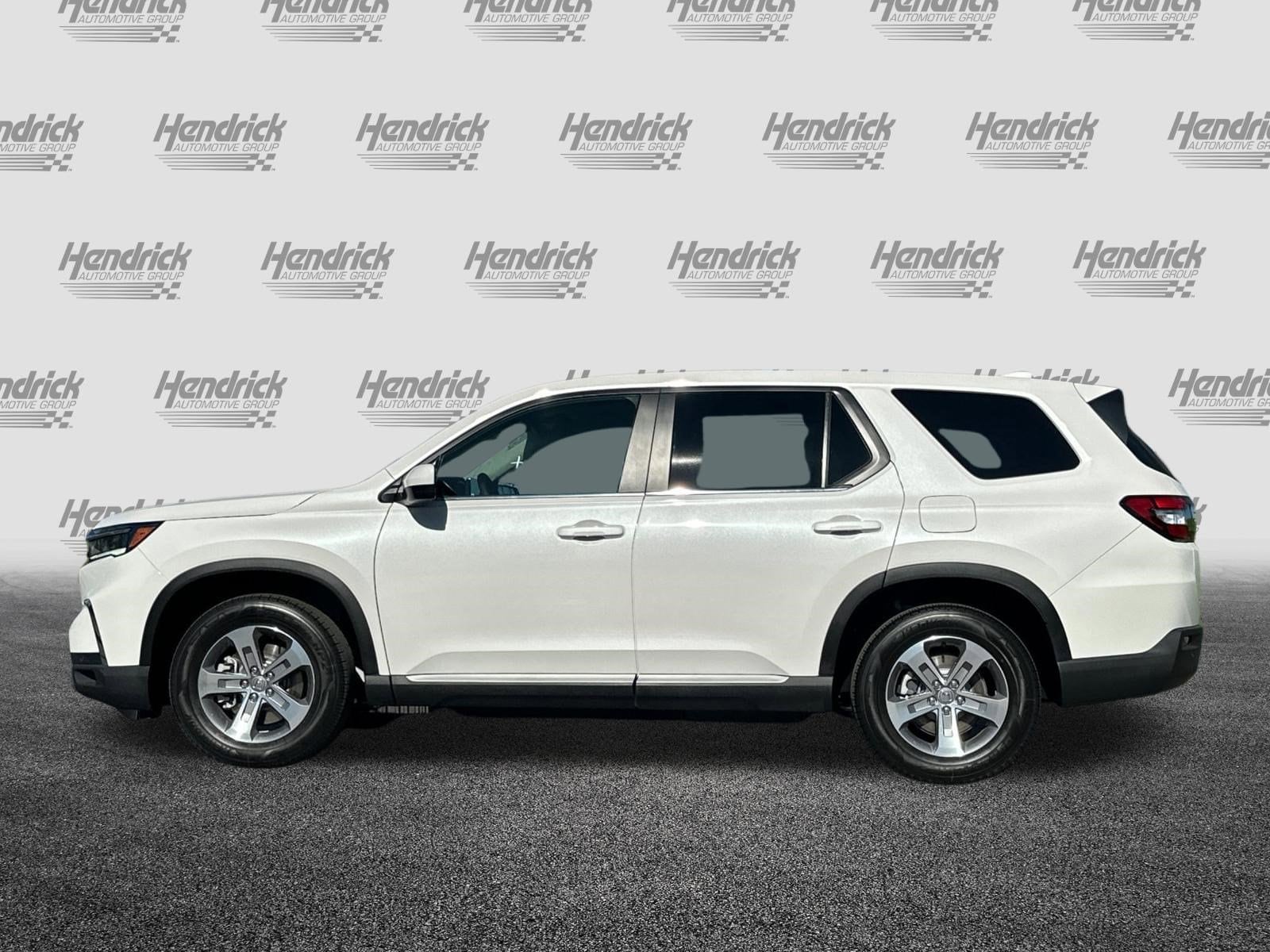 2025 Honda Pilot EX-L photo 6