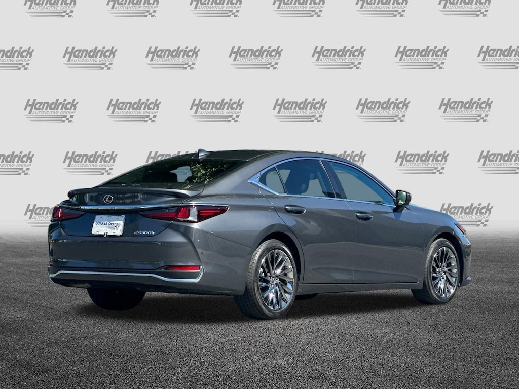 Used 2024 Lexus ES 300h Luxury Sedan