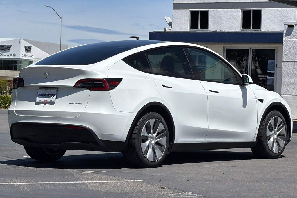 Used 2022 Tesla Model Y Long Range SUV