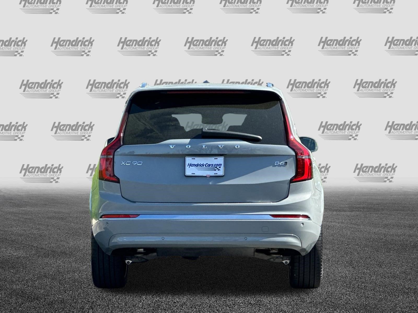 2026 Volvo XC90 Plus photo 4