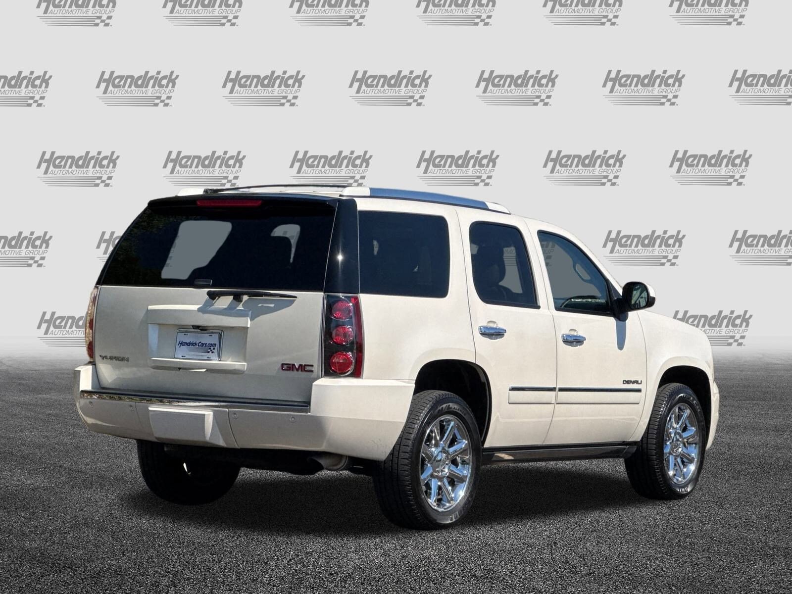 2013 Gmc Yukon Denali photo 3