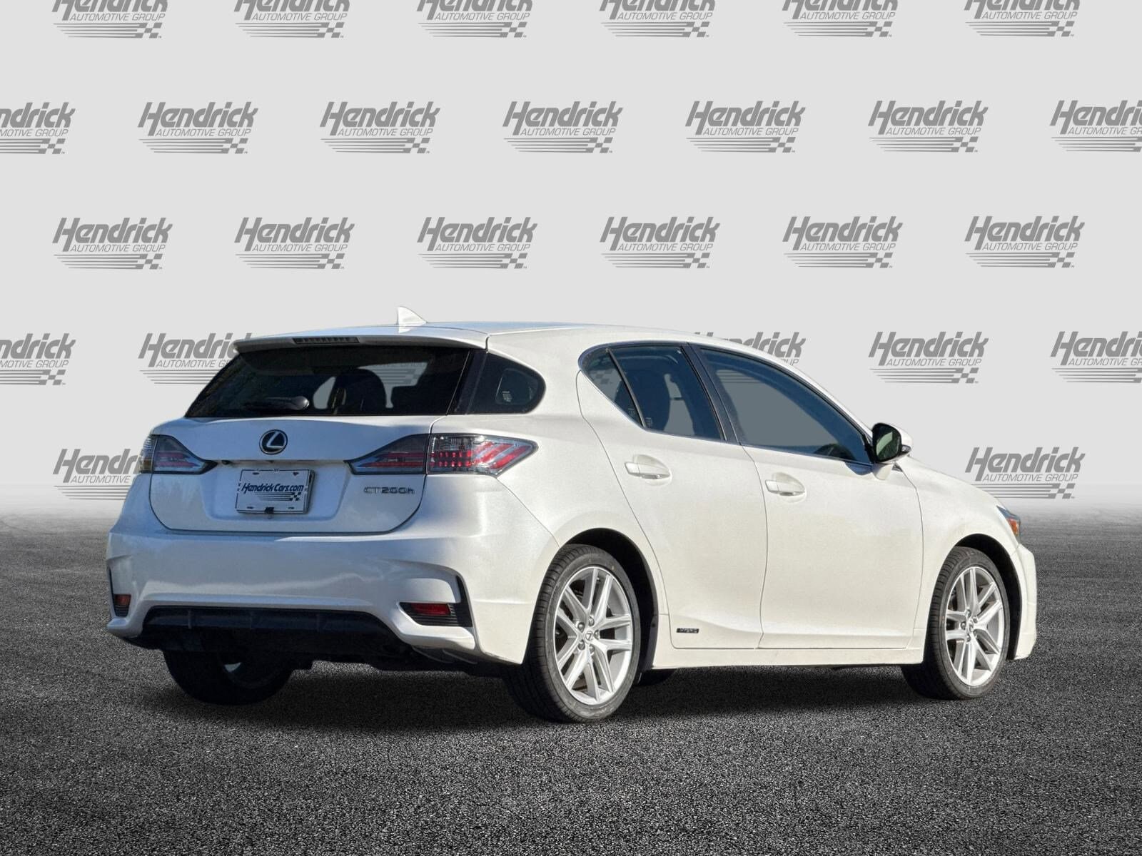 2015 Lexus CT 200h photo 4