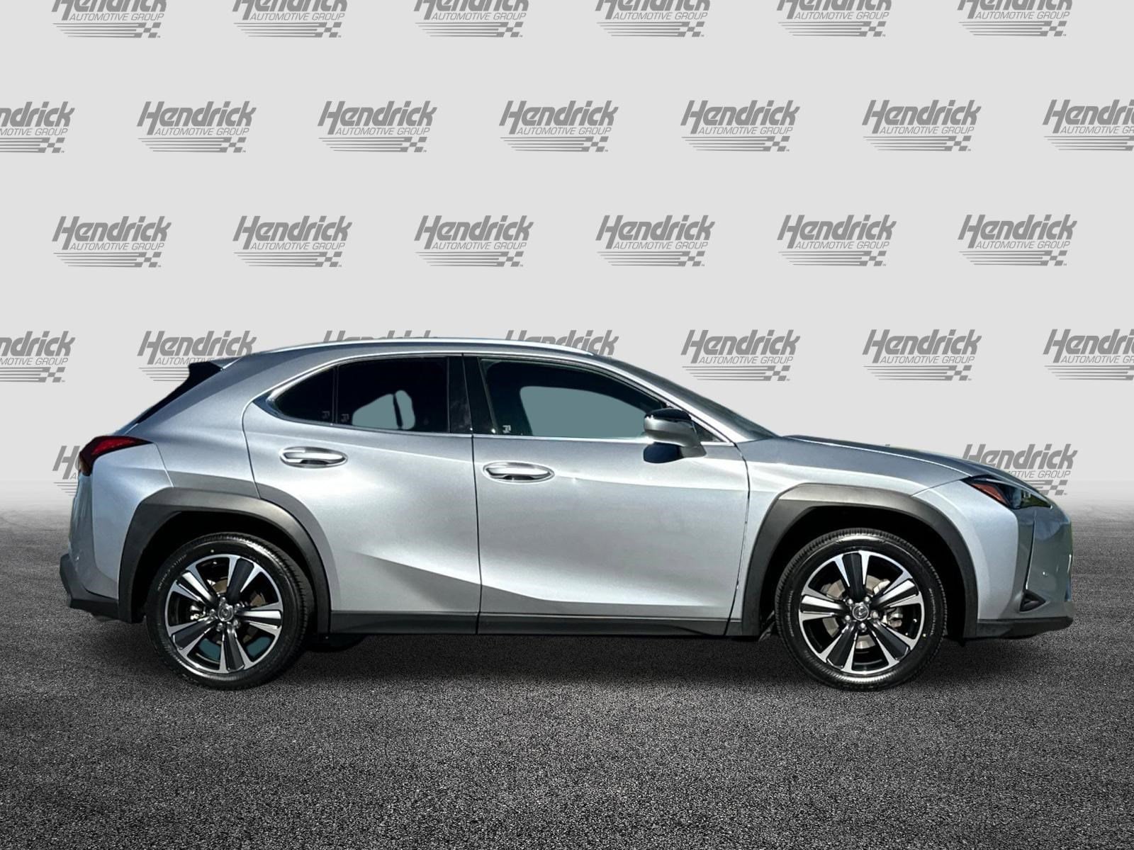 2023 LEXUS UX 250h 250h photo 2