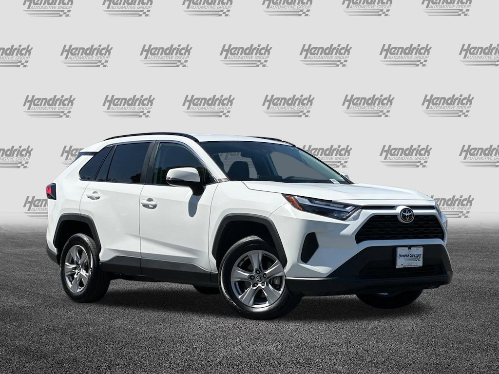 Used 2025 Toyota RAV4 XLE SUV