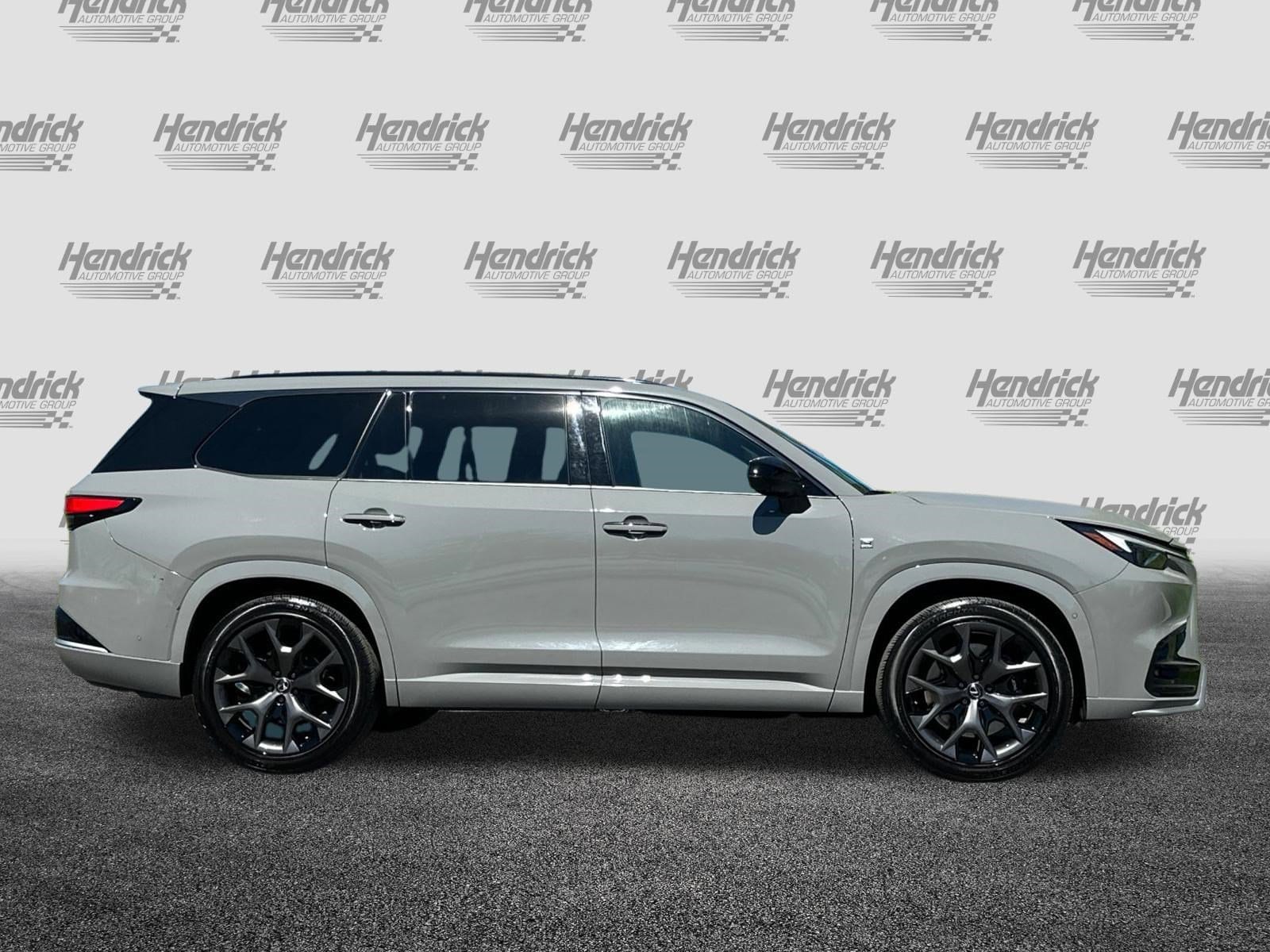 2025 LEXUS TX 500h 500h F SPORT Premium photo 2