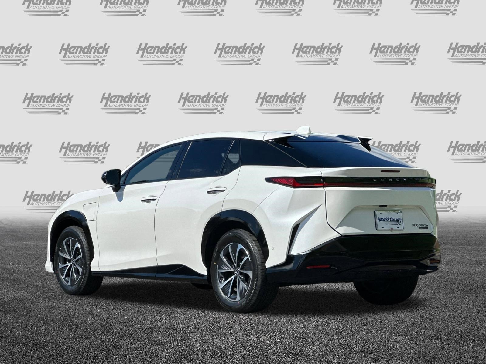 2023 LEXUS RZ 450e 450e Premium photo 5