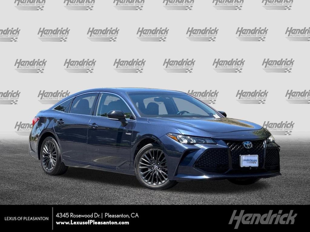 Used 2020 Toyota Avalon Hybrid XSE Sedan