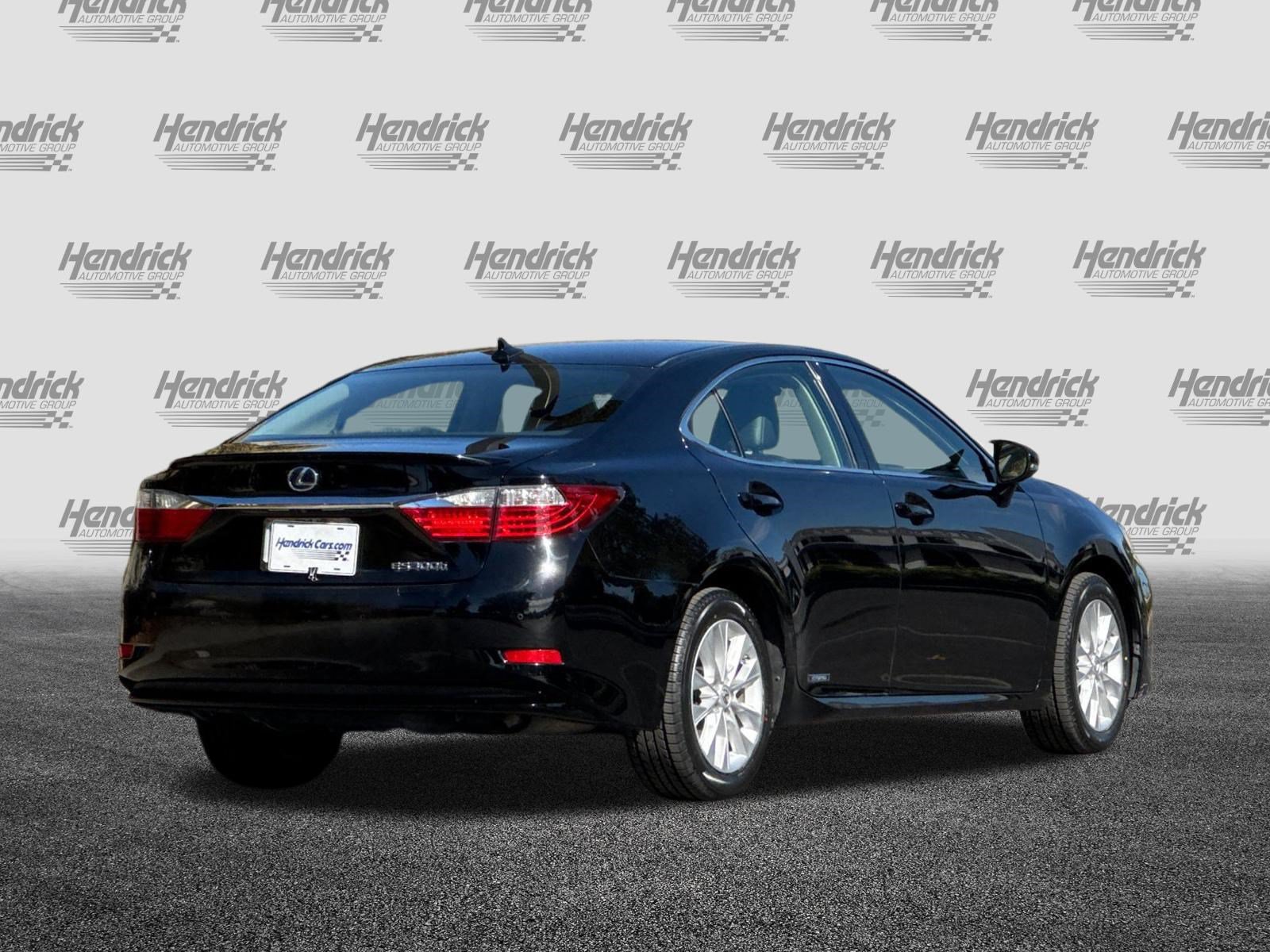 Used 2014 Lexus ES 300h Hybrid Sedan