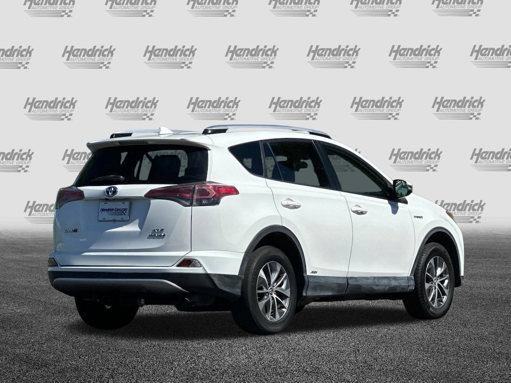 Used 2016 Toyota RAV4 Hybrid XLE SUV