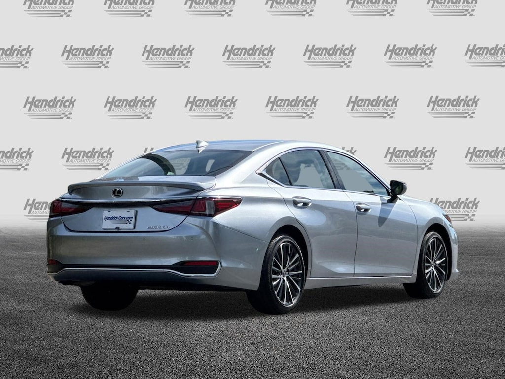 Used 2025 Lexus ES 300h Sedan