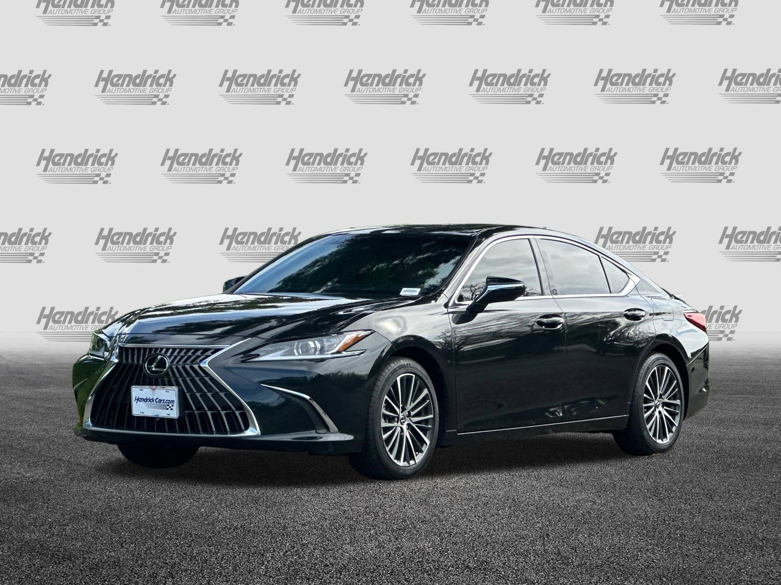 2025 LEXUS ES 300h 300h photo 3