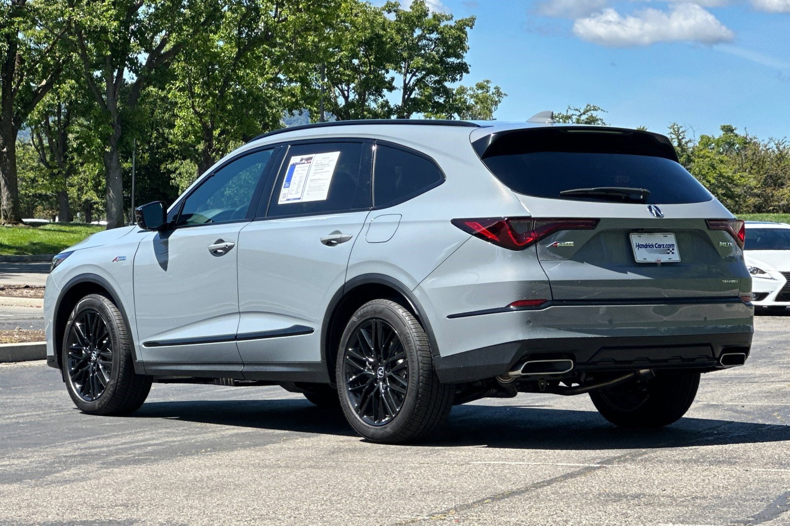 2026 Acura MDX SH-AWD w/A-Spec Advance Package photo 5
