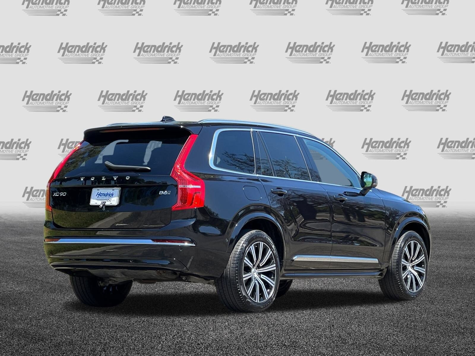 2025 Volvo XC90 Plus photo 4
