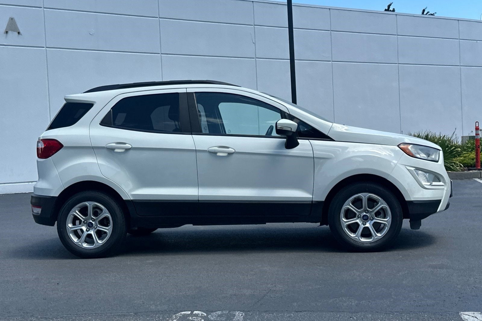 2019 Ford EcoSport SE photo 2