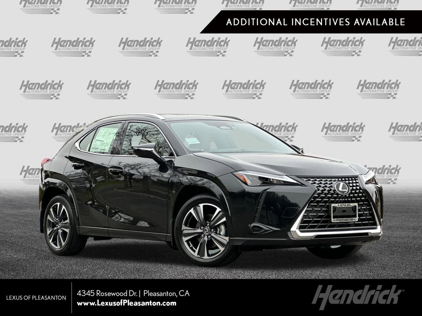 2025 Lexus UX Hybrid 300h Premium's photo