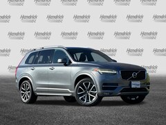 2016 Volvo XC90 T6 Momentum SUV