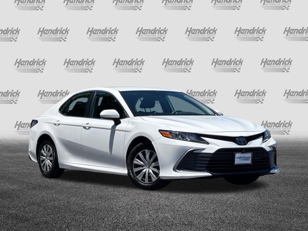 Used 2022 Toyota Camry Hybrid LE Sedan