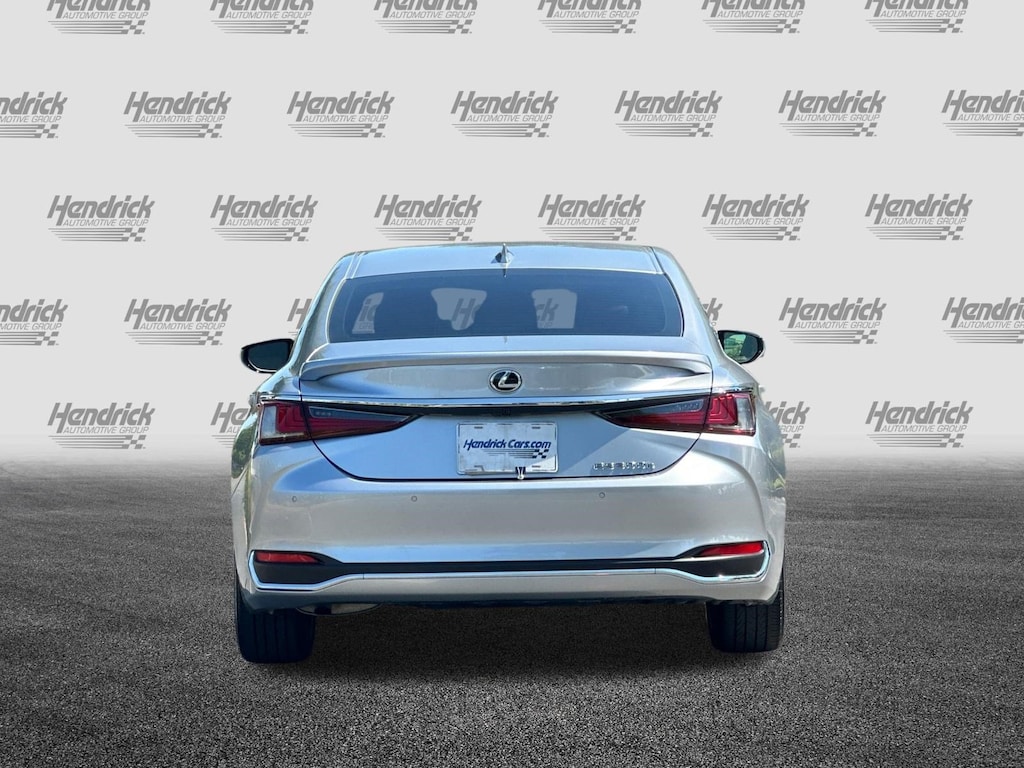 Used 2023 Lexus ES 300h Sedan