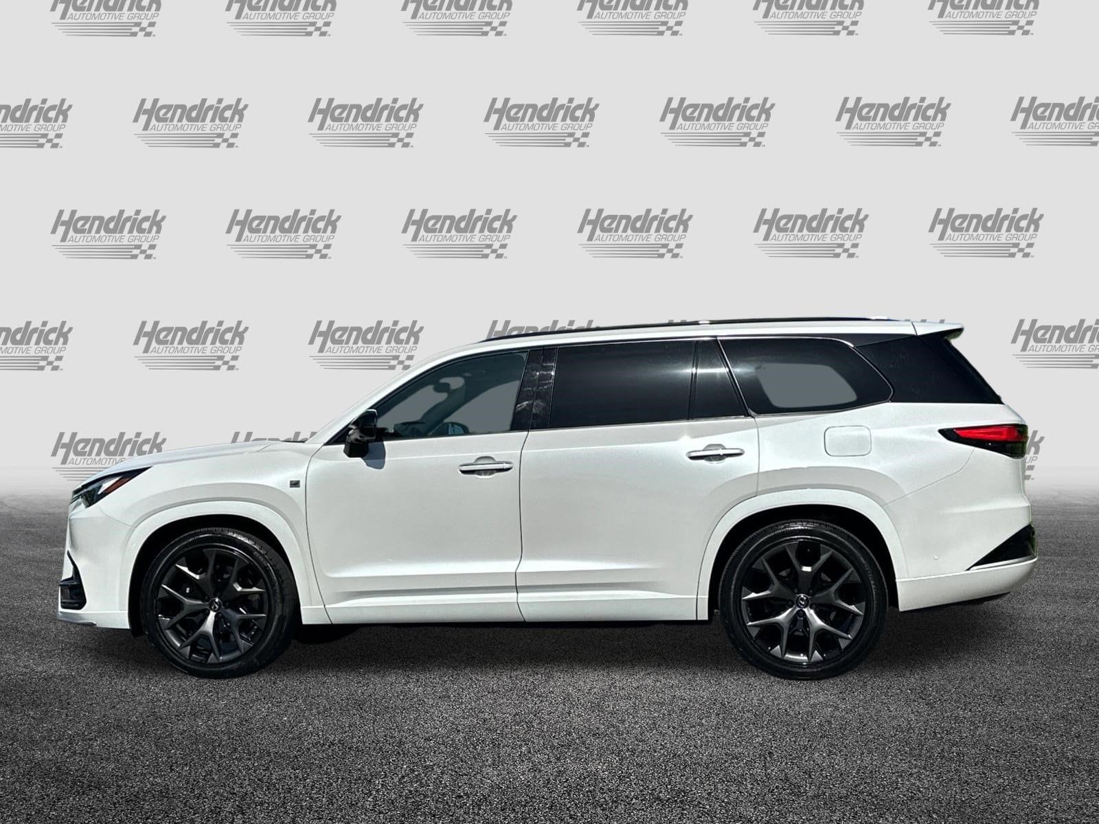 2025 LEXUS TX 500h 500h F SPORT Luxury photo 6