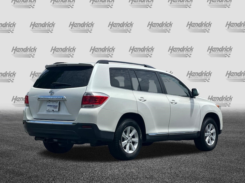 Used 2013 Toyota Highlander Plus SUV