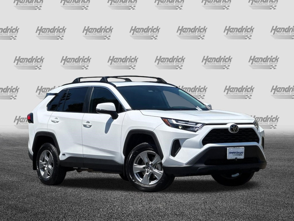 Used 2025 Toyota RAV4 Hybrid XLE SUV