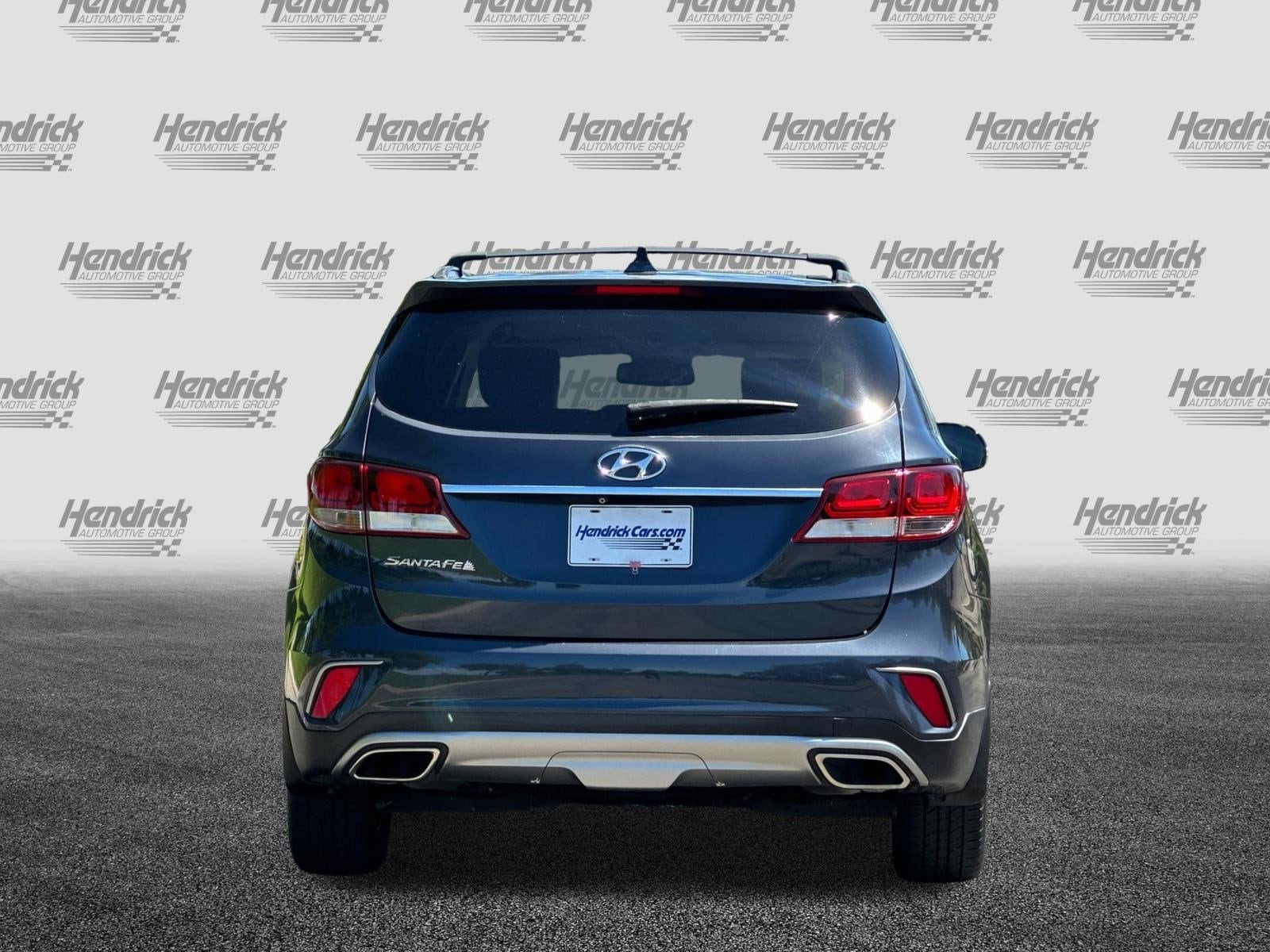 2018 Hyundai Santa Fe SE photo 4