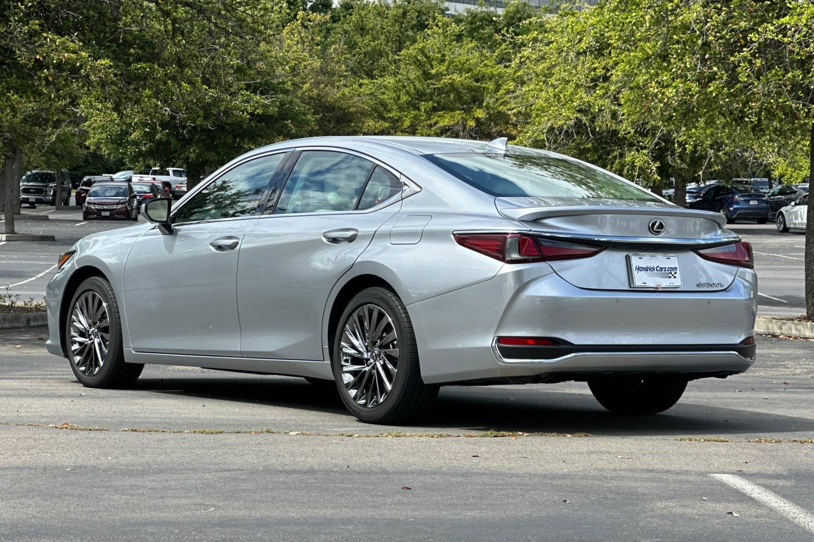 2024 LEXUS ES 300h 300h Luxury photo 5