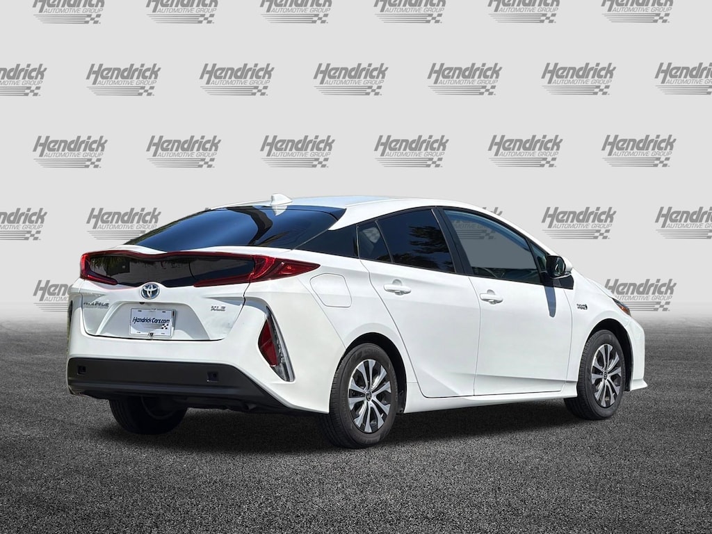 Used 2022 Toyota Prius Prime XLE Hatchback