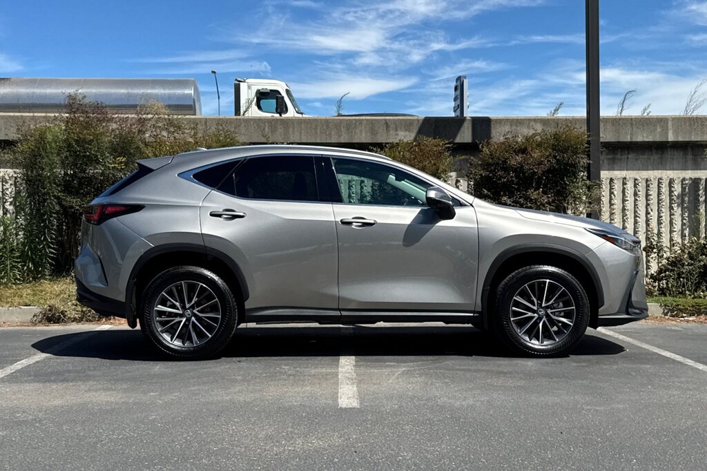 Used 2026 Lexus NX 350h Premium SUV