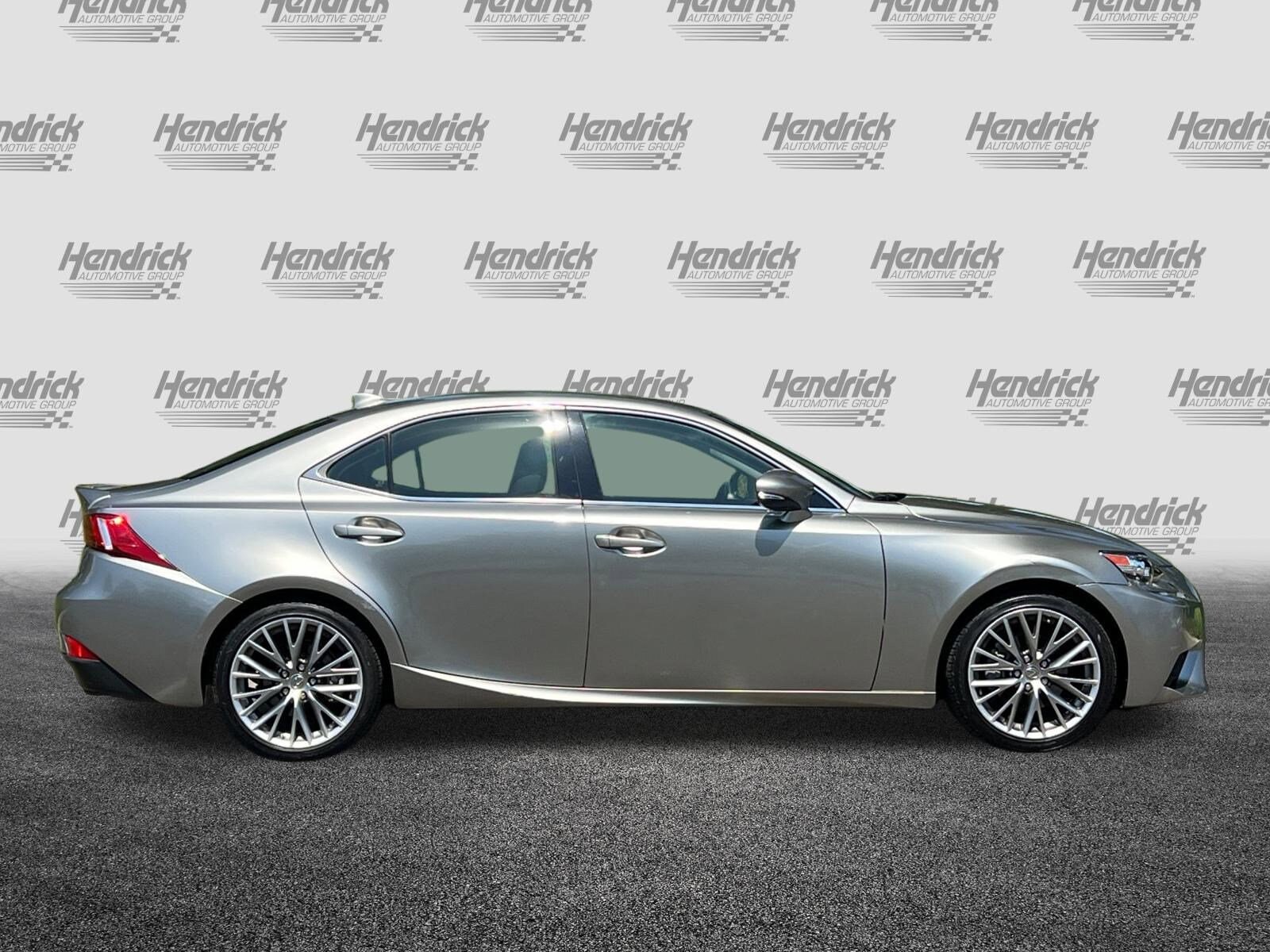 2015 Lexus IS 250 photo 2