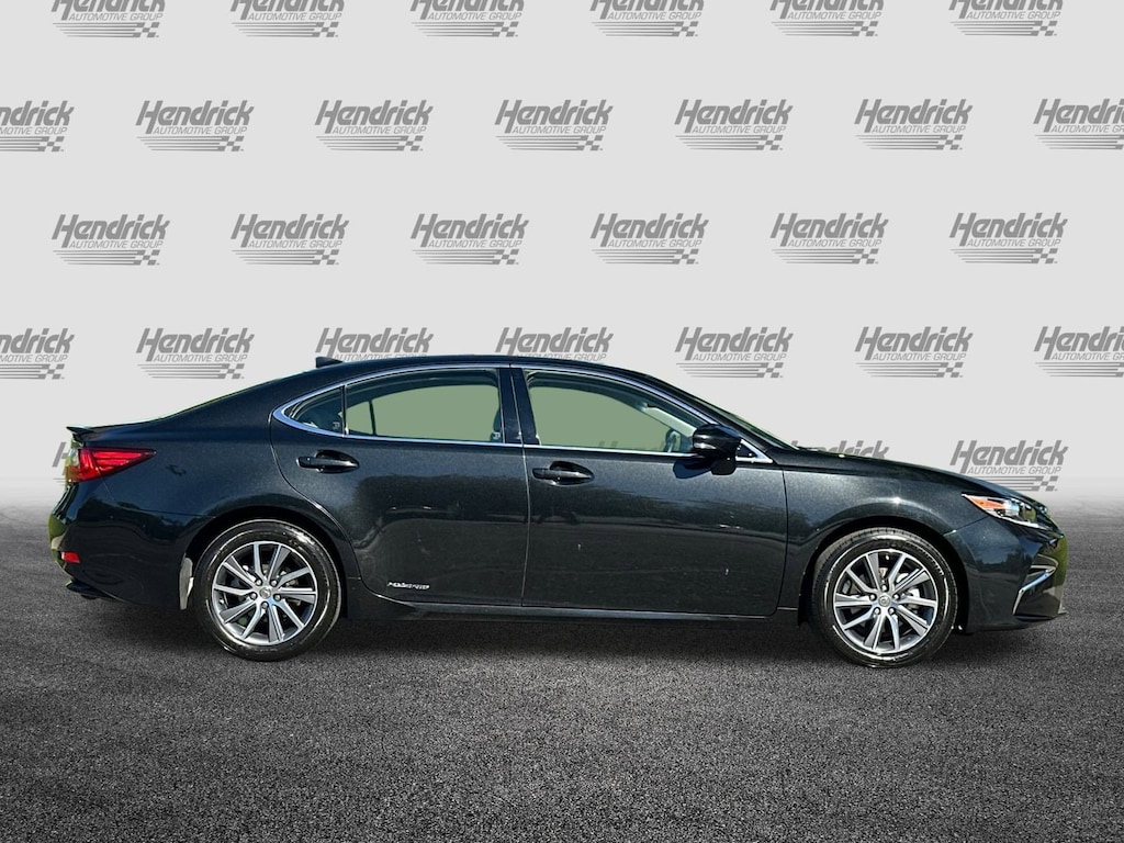 Used 2018 Lexus ES 300h Sedan