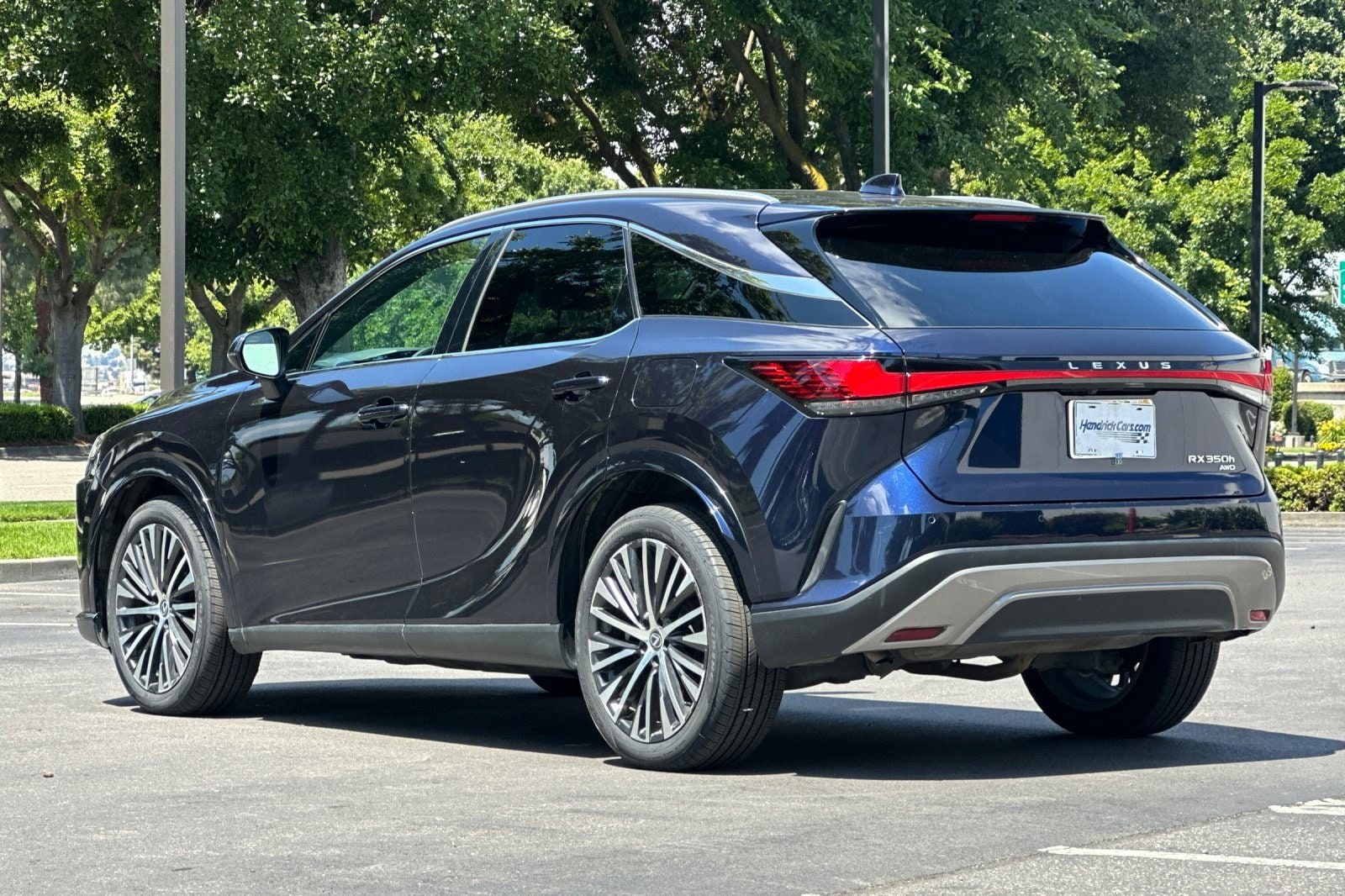2023 LEXUS RX 350h Premium Plus photo 5