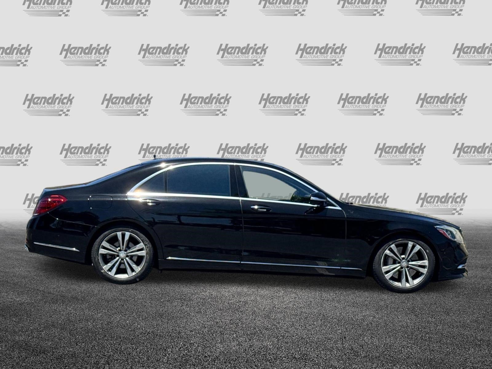 Mercedes-Benz S-Class S 560