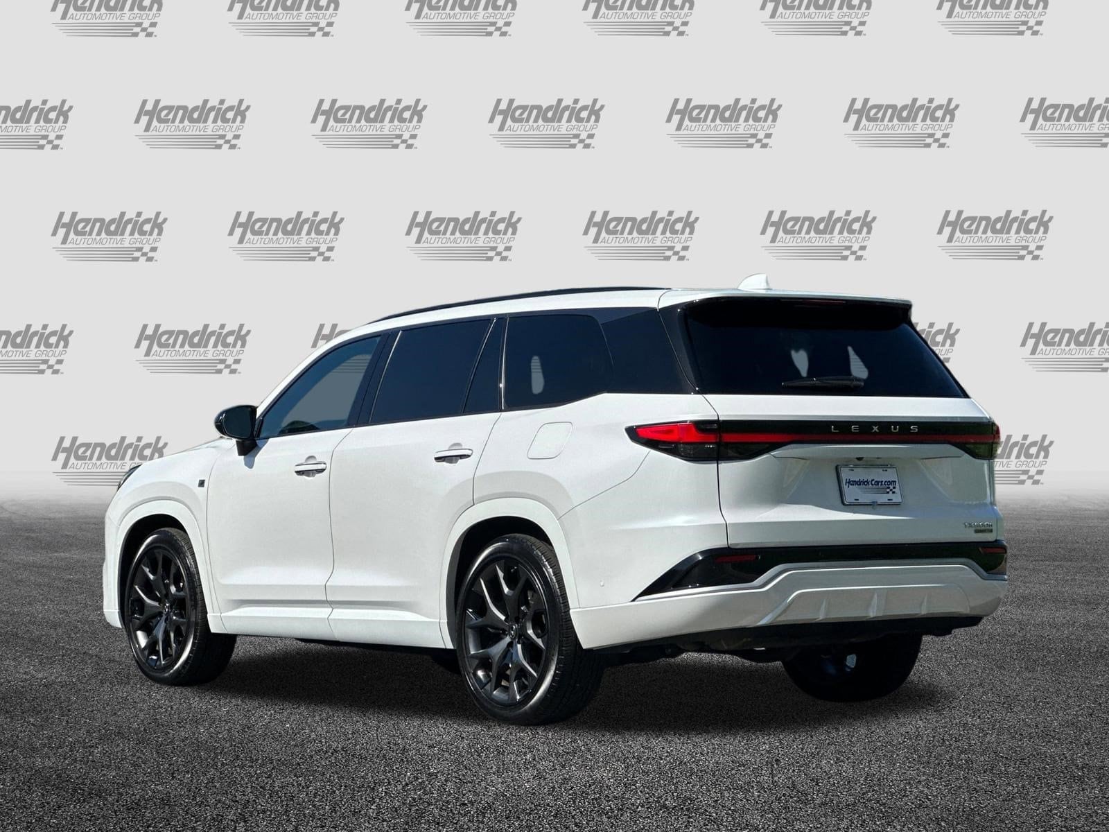 2025 LEXUS TX 500h 500h F SPORT Luxury photo 5