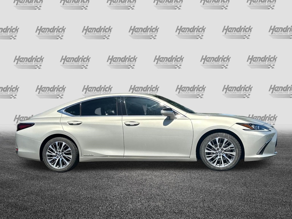 Certified 2020 Lexus ES 300h 300h Sedan