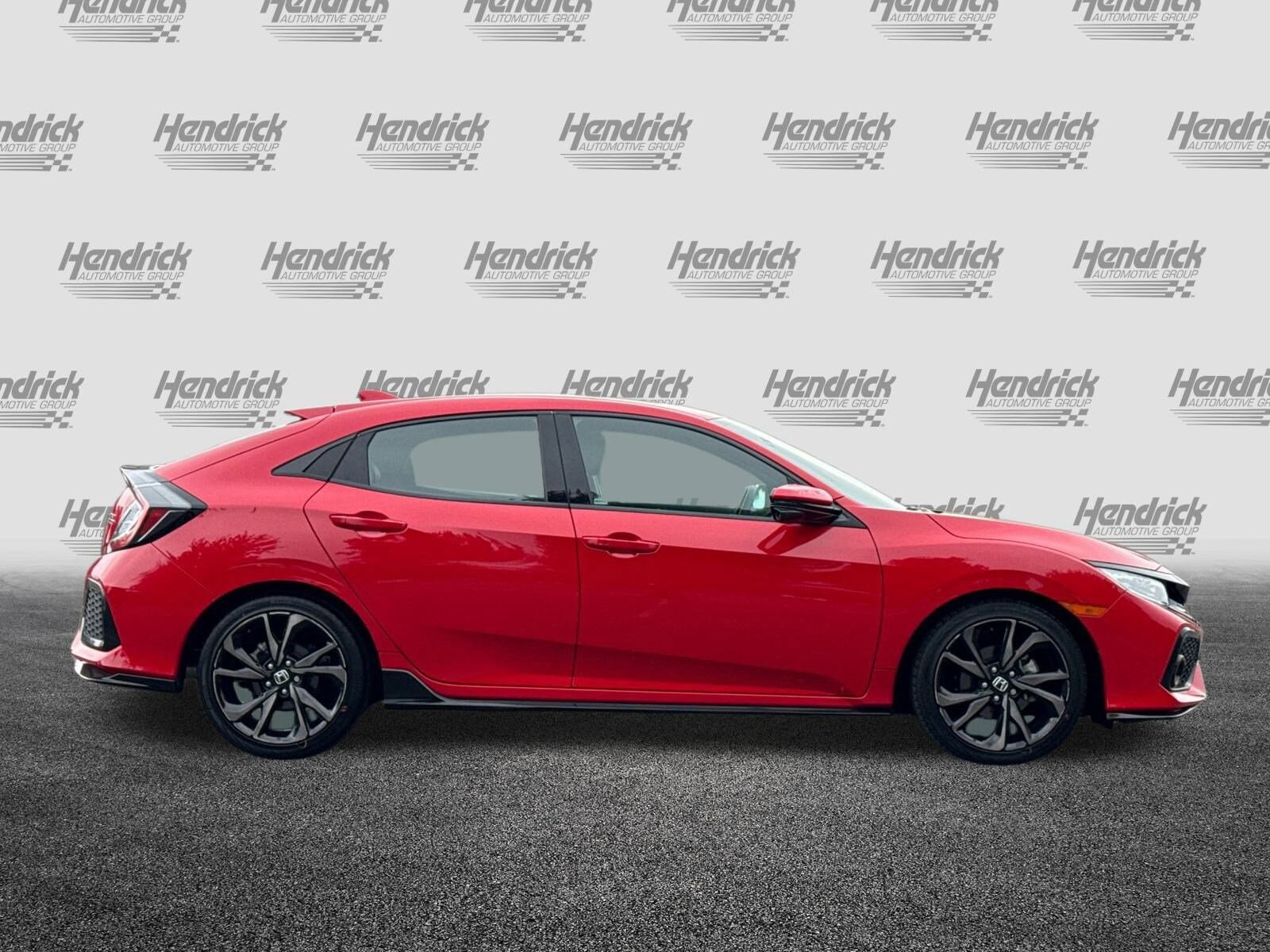 2018 Honda Civic Hatchback Sport Touring photo 2