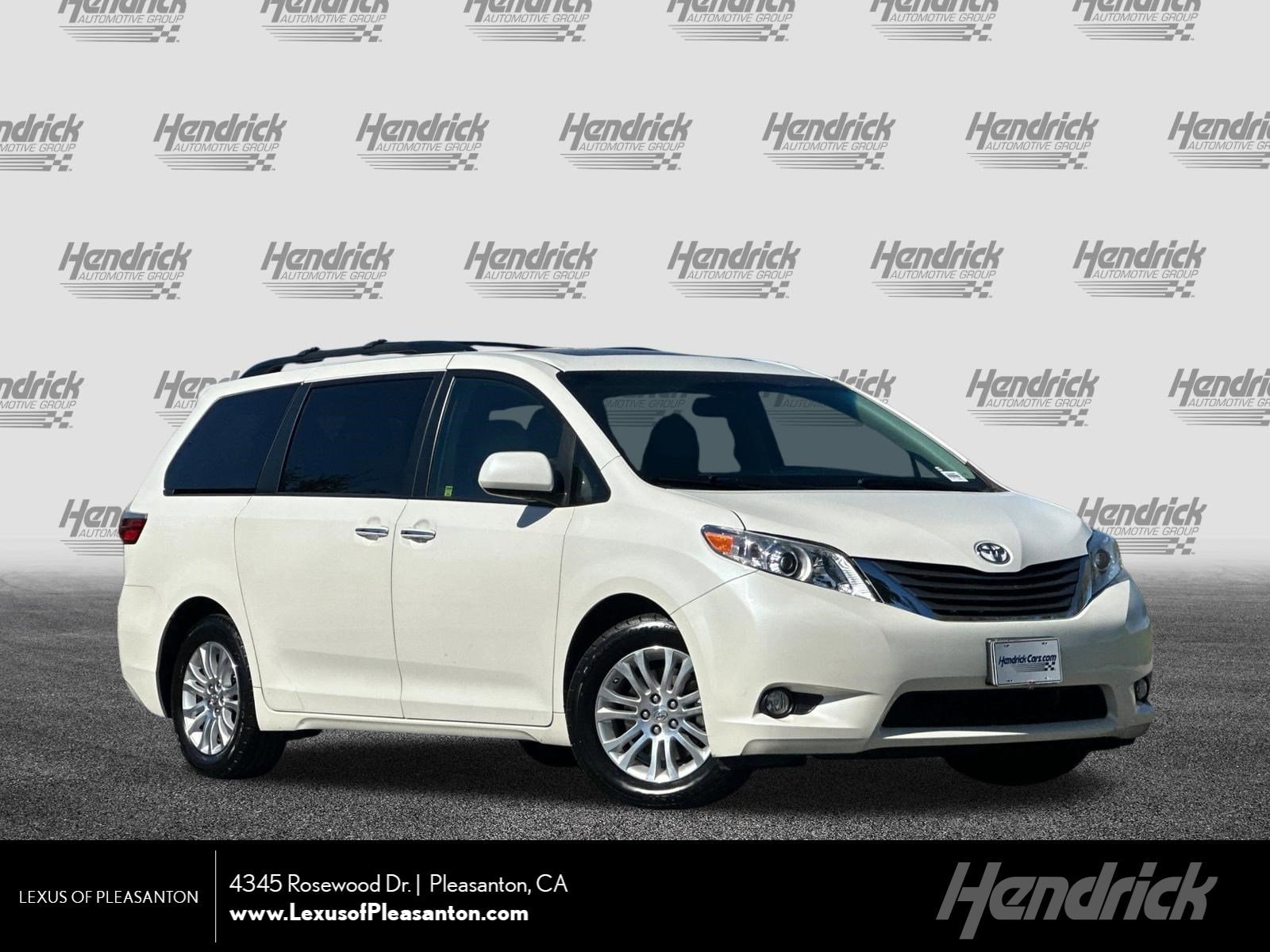2015 Toyota Sienna XLE