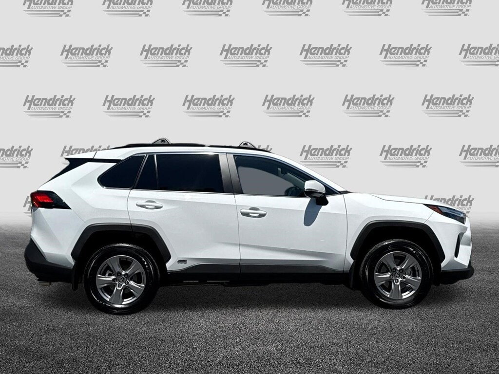 Used 2025 Toyota RAV4 Hybrid XLE SUV