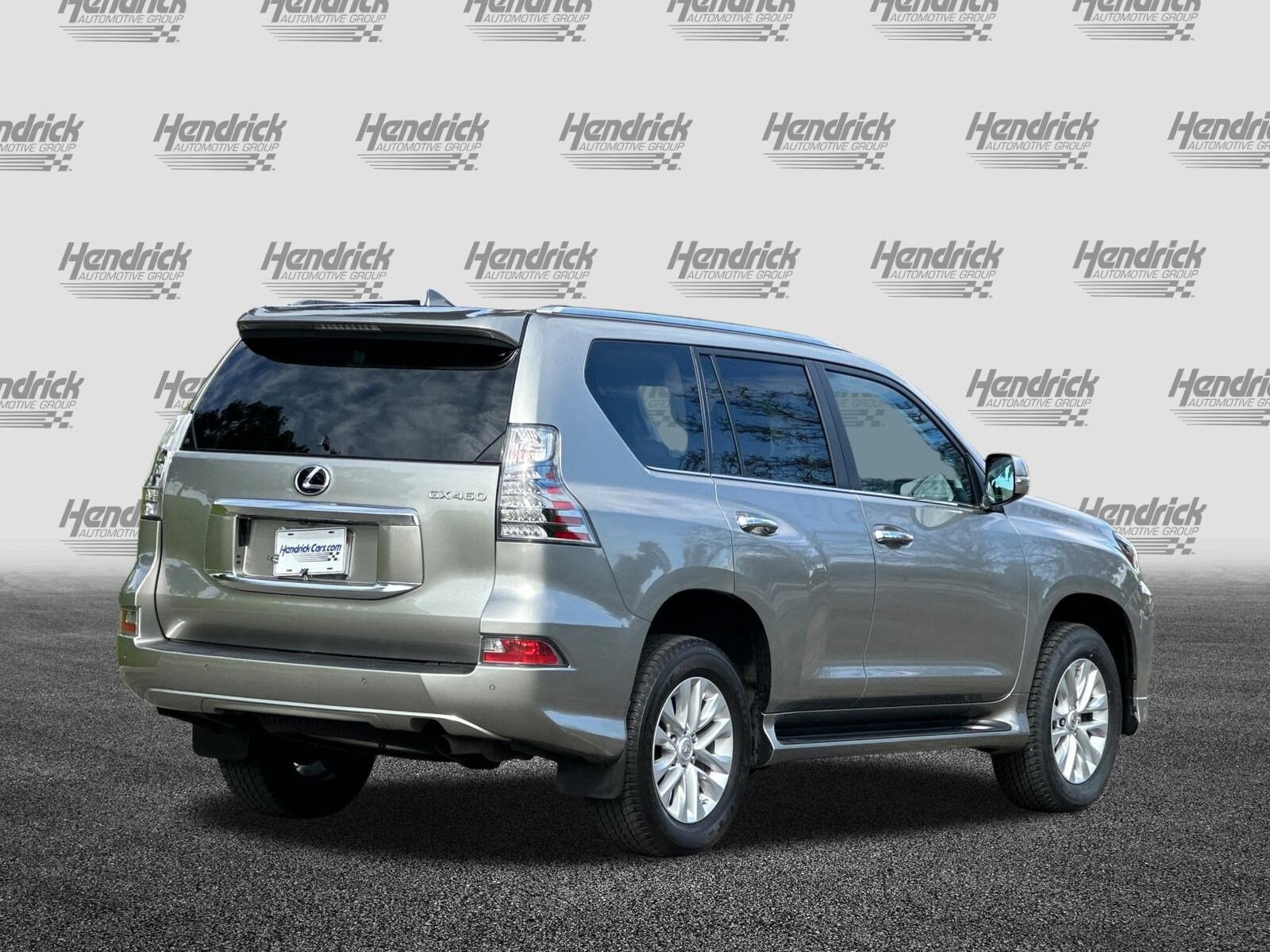 2023 Lexus GX 460 Premium photo 4