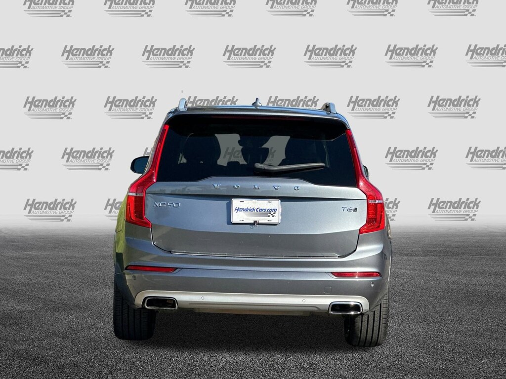 Used 2016 Volvo XC90 T6 Momentum SUV