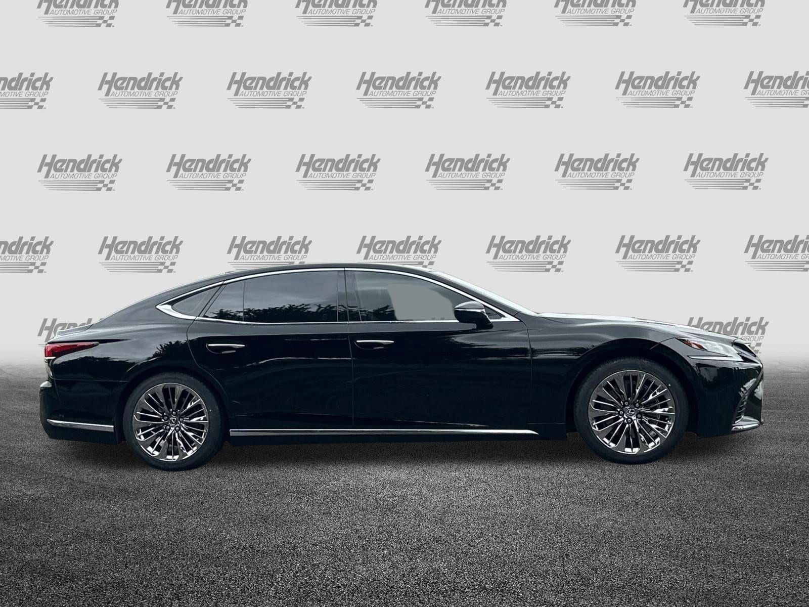 2019 LEXUS LS 500 photo 2