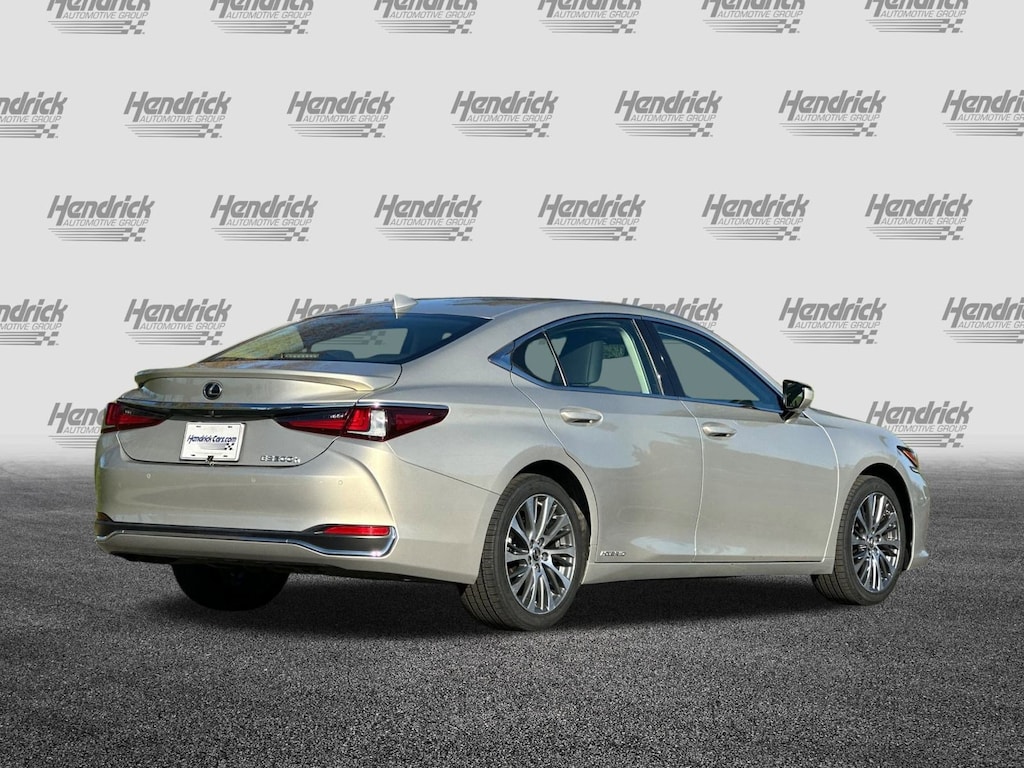 Certified 2019 Lexus ES 300h 300h Luxury Sedan