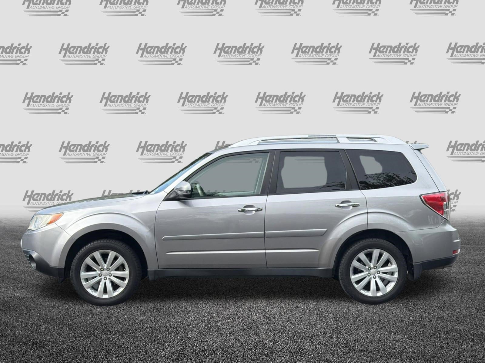 2011 Subaru Forester 2.5X Touring photo 6