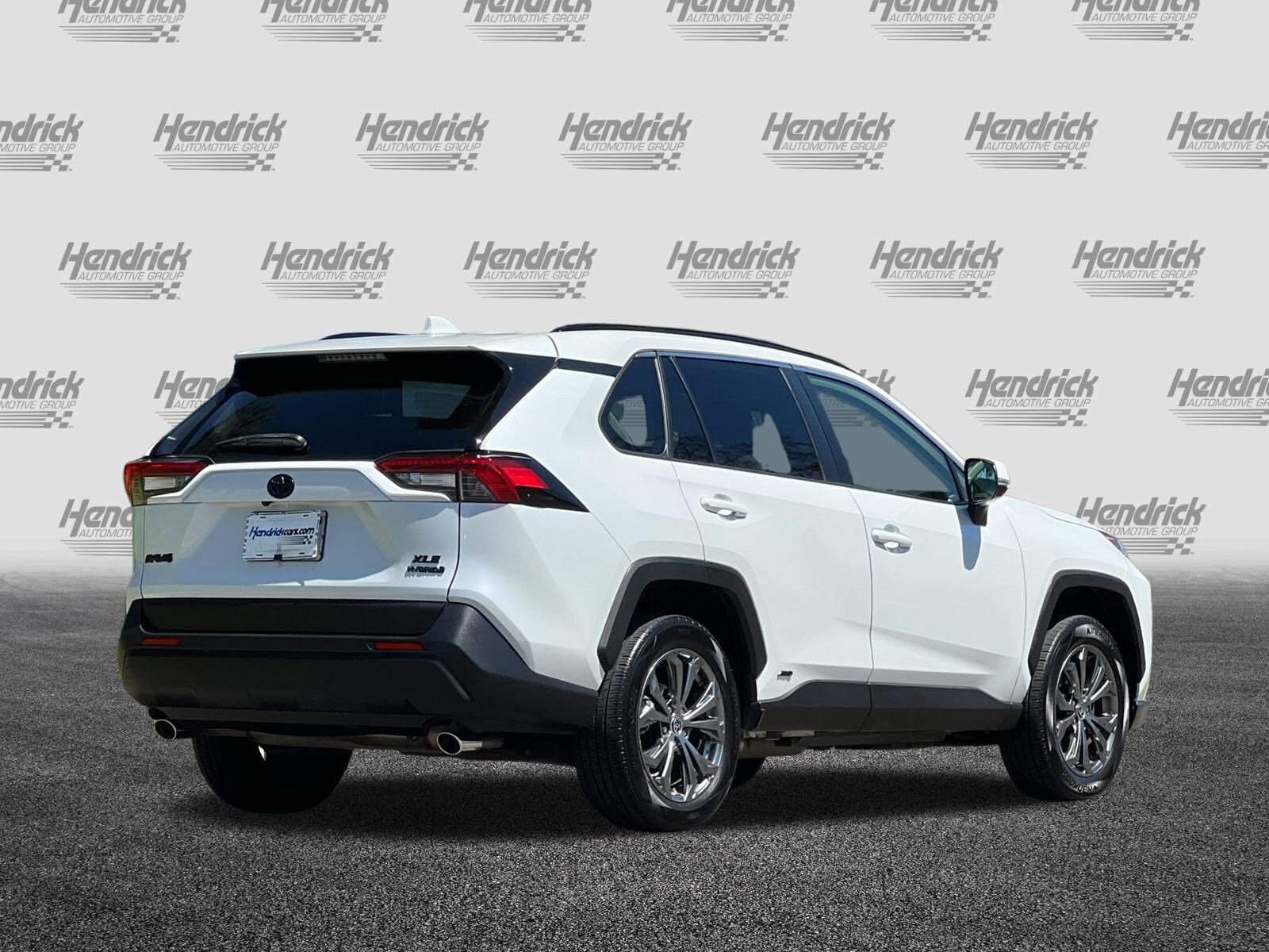 2023 Toyota RAV4 Hybrid XLE Premium photo 2