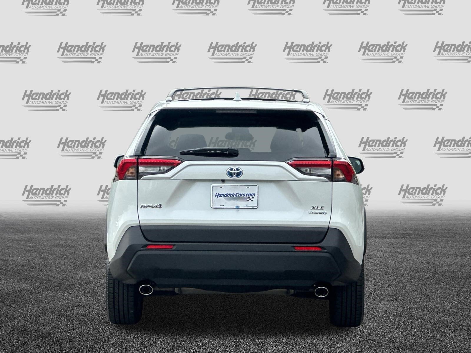 2023 Toyota RAV4 Hybrid XLE Premium photo 4