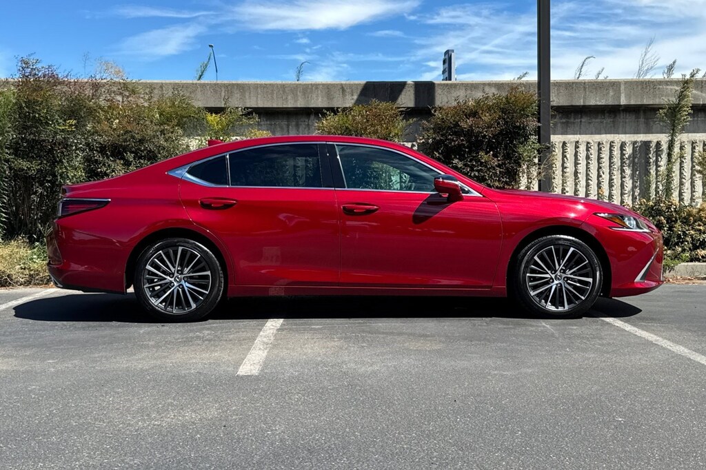 Certified 2024 Lexus ES 350 Sedan