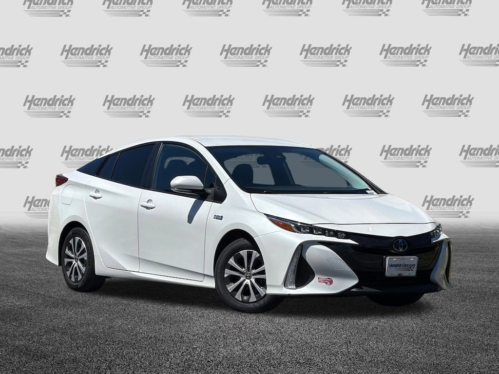 Used 2022 Toyota Prius Prime XLE Hatchback