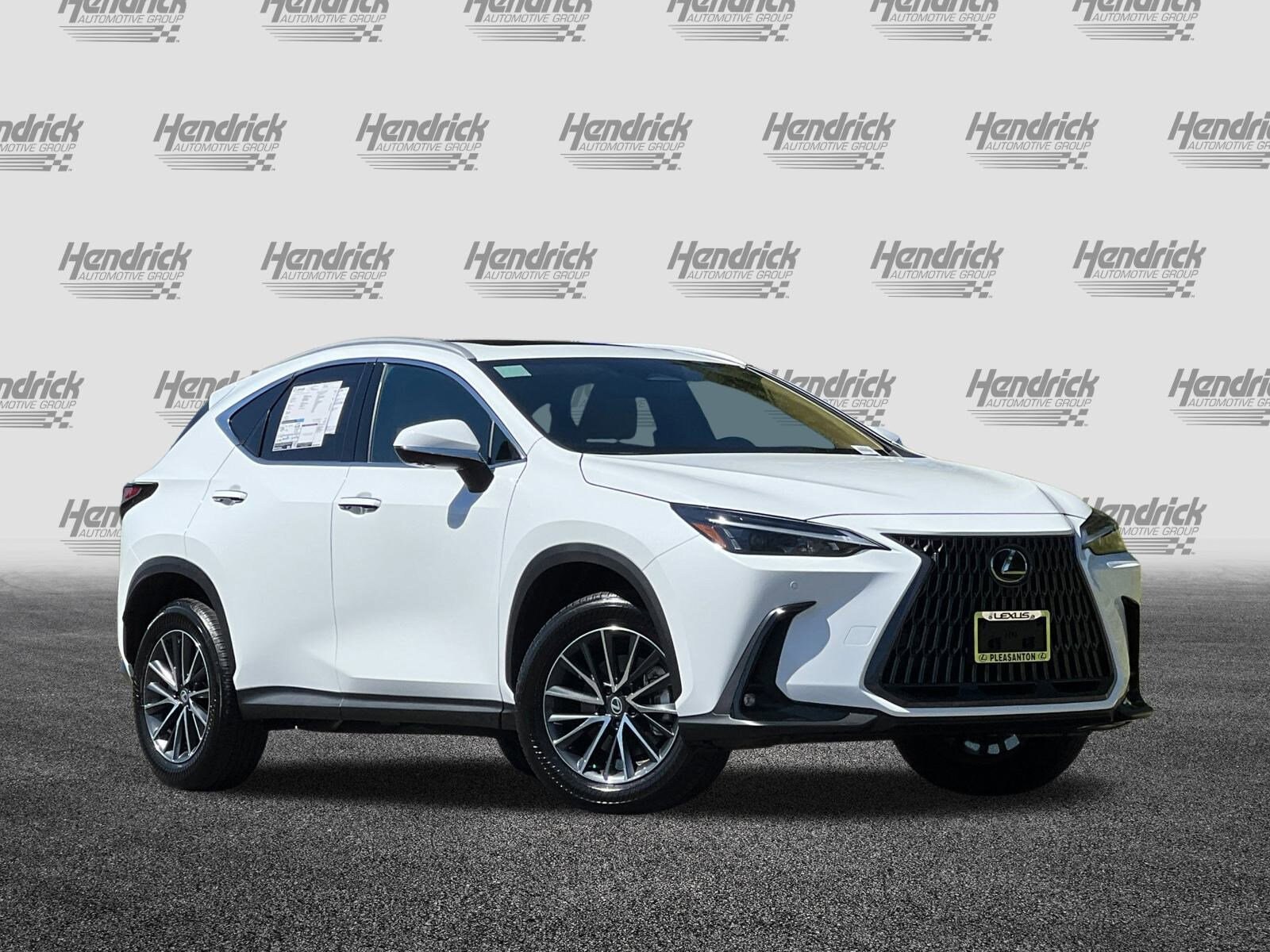 2026 Lexus NX 350 Premium photo 2