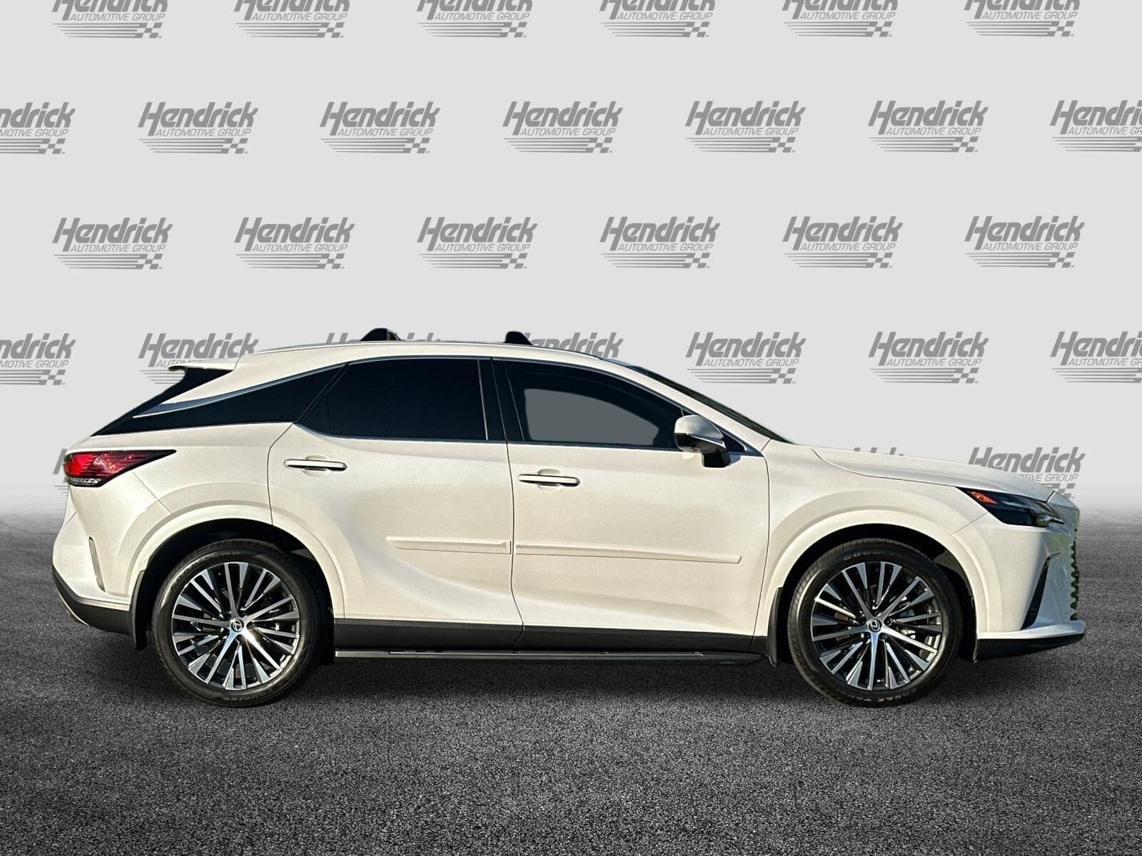 2023 Lexus RX 350 Premium photo 3