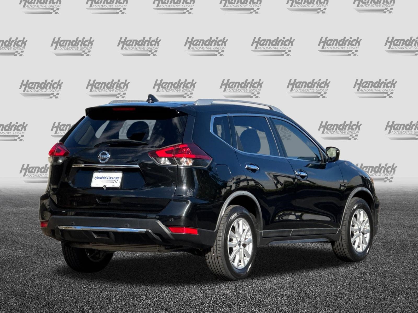 Used 2020 Nissan Rogue SV SUV